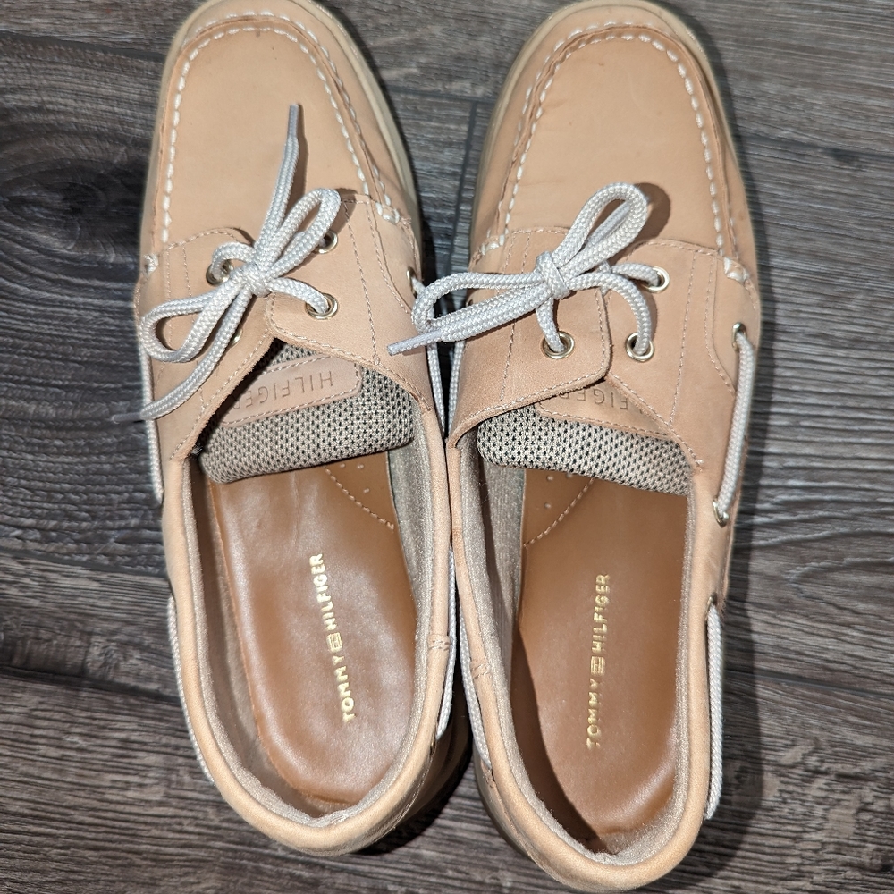 Ladies Flat Shoes